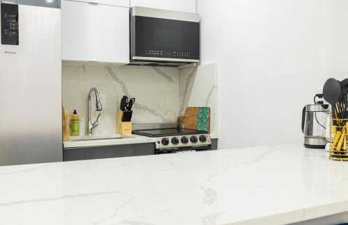 1597-13 I Brand new Studio Prime upper east W&D - Foto 44