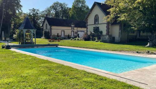 La Chênaie - Suites individuelles dans un domaine d'art contemporain et nature - Photo 4, Garden, sunbed