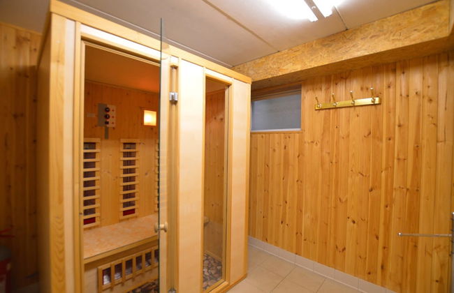 Holiday Home in Robertville Near Lake & Sauna - Foto 26