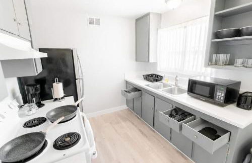 Chic 2-Bed Oasis Sleeps 6! Minutes From Strip! - Foto 5