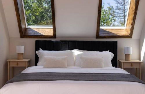 Emberwood Lodge - Luxury Cabin, Kid Friendly - Foto 10