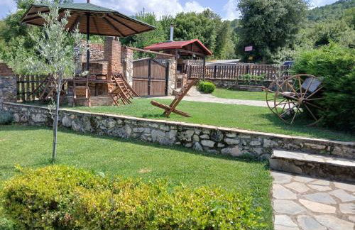 Artemis' Stone House - Photo 32