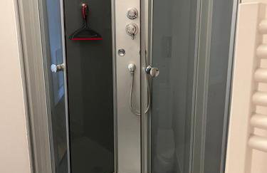 Appt au pied de la cathédrale-parking dans la cour - Foto 10