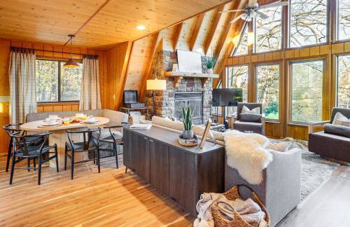 Hot Tub and Barrel Sauna! Lakefront Innsbrook Chalet - Foto 10