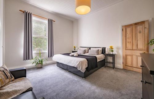 Spacious 4BR Home - Extra Sleeping Prestigious Spot - Foto 4