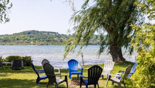Camp Birch: Waterfront Home on Lake Leelanau - Foto 5