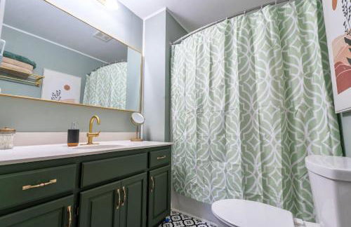 Fern Landing - Modern, Spacious, Firepit, Fully Fenced In Yard - Foto 12