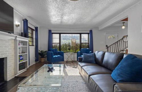 5BR Historic Home 5 min to Downtown Dallas with Large Balcony, 2 Dining Areas, 3 Fireplaces & Soaking Tub - Foto 18