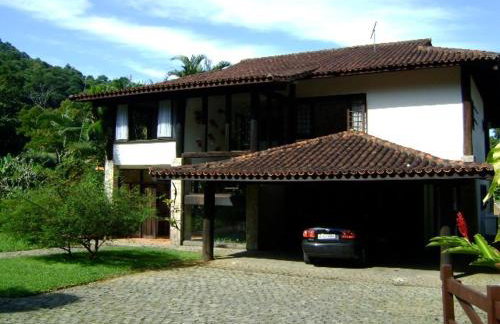 Casa de 730m2 no Exclusivo Condomínio Portogalo com Piscina Privada e Cais para iates de até 55 Pés - Foto 8