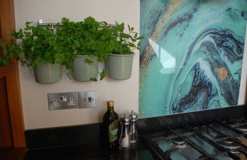 Wow I'm living on the beach. Luxury 4 bed sleeps 8 - Photo 4