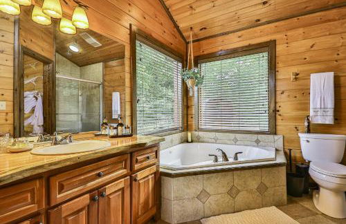 Chateau Relaxeau Breathtaking Spacious Mountain Home on Paved Road - Foto 27