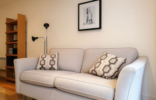 Still Life Tower Hill Executive - Foto 27