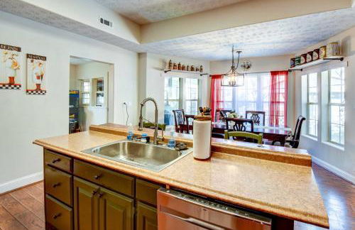 Cleveland Cabin with Private Hot Tub about 7 Mi to Helen - Foto 10