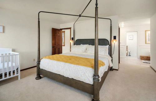 European White Castle on Lake Desire Private Dock - Foto 30