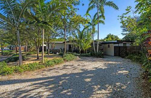 Ventur Tropical with Elite Pool & Ultimate Fun Zone - Foto 33