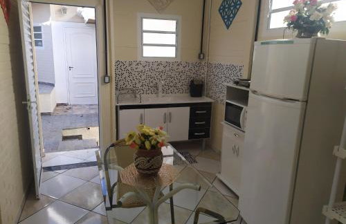 Pousada - Flat - Kitnet - Mobiliada, Confortável e Perto de Tudo - Foto 1