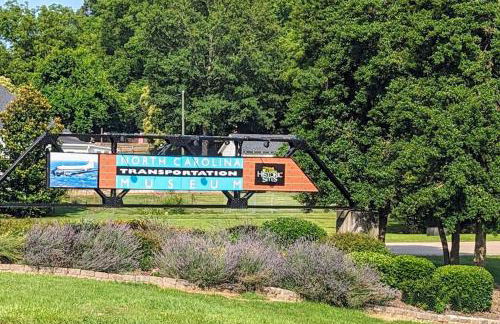 Modern home steps to historic downtown Salisbury - Foto 46