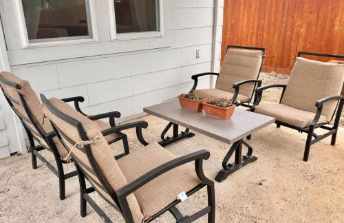 The River City Haven- Cozy, Spacious Home Near Downtown - Foto 41