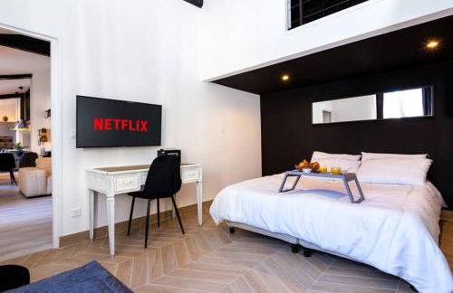 PENTHOUSE Loft 5MIN PALAIS DES FESTIVALS AND BEACH terrace view on castle - Photo 32