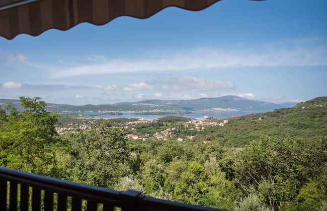 Sunset Holiday Home - Photo 36