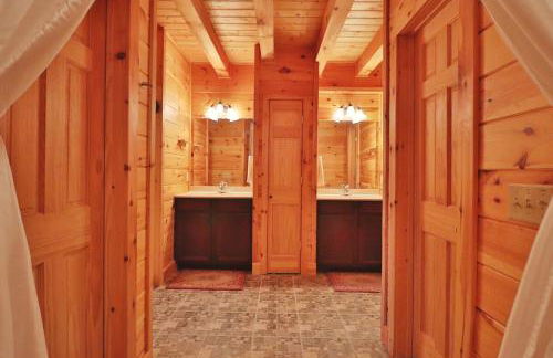 Mountain Gem, Hot Tub, Fire Pit, Views, Starlink Wi-fi - Foto 21