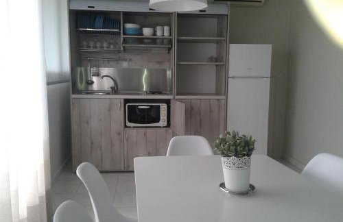 Dionisos Elia - Foto 57