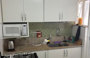 Lindo 3 quartos a 6 minutos da praia de Copacabana - Foto 52
