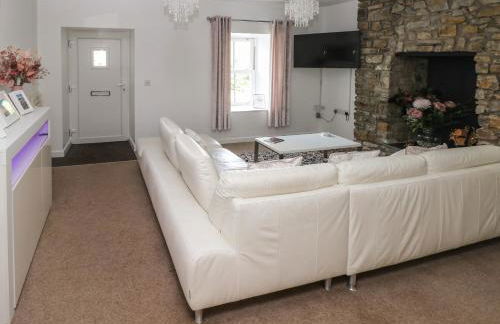 The Old Farm House - Photo 4