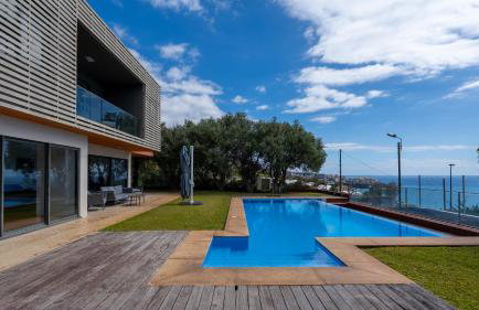 Villa Vitoria - by LovelyStay - Foto 23