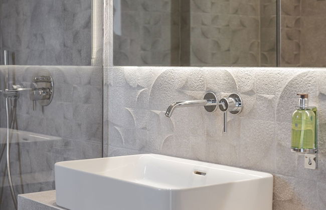 Athenian Grand Riviera Villa - Photo 57