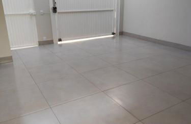 Casa Moderna com 2 Quartos, Área Gourmet e Ar-Condicionado - Photo 4