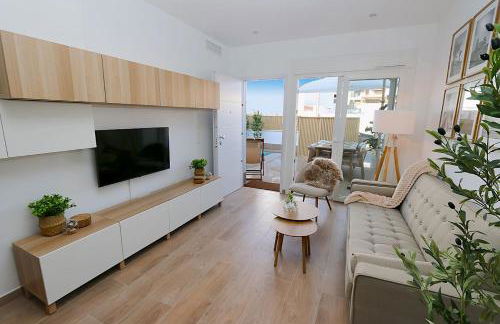 Modern home with private pool & close to the beach - Foto 32