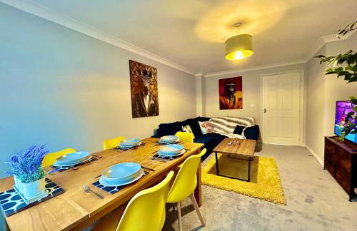 4 Bedroom House - DISC0UNTS - Parking, Contractors, Group, Family - Foto 12