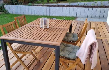 Gemütliche Premium Ferienwohnung mit Terrasse nähe S-Bahn - Foto 3