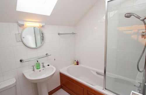 4 Bed in Warenford CN201 - Foto 8