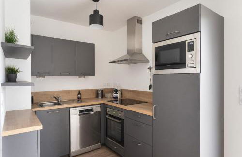 Douce Escale - Avec terrasse proche gare de St Malo - Photo 4