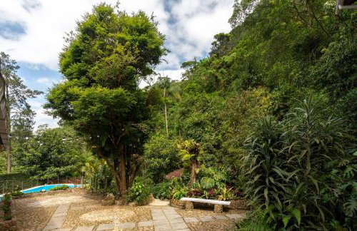 CurtaTere piscina lareira pet friendly jardim - Foto 7