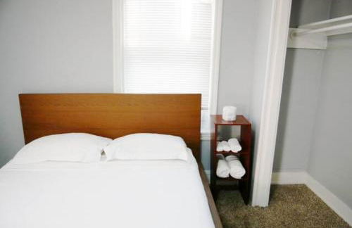 Clover 2900 - Apartment and Rooms with Private Bathroom near Washington Ave South Philly - Foto 15