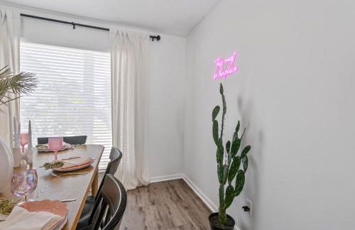 Steps to the beach & close to 30A! Private pool with sundeck & putt putt golf! - Photo 35