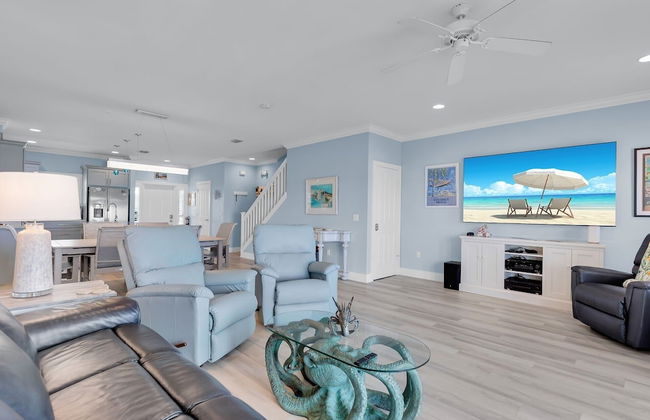 Waterfront Luxury Villa With Sunset Views And Boat Slip 3 Bedroom Townhouse by RedAwning - Foto 21