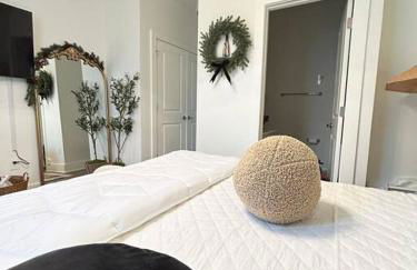 Stylish Cozy Family Cottage with Golf Cart - 1 mile to Dwntn Ocean Springs and beach - Foto 25