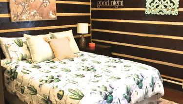 RUSTIC BLUEBONNET CABIN With VIEW BY HIDDEN FALL PARK - Foto 3