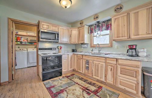 Family Cottage 3 Mi to Higgins Lake State Pk! - Foto 10