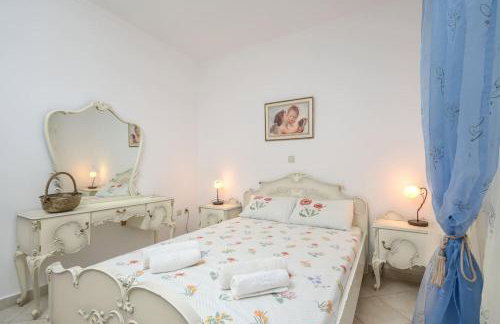 Lovely Apartment for 6Ppl , 2 BDRM , in Naxos , private patio - Foto 9