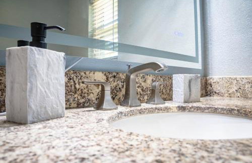 2King Suites HeatedPool Arcade and Pickleball - Foto 41