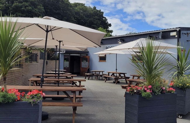 Charming Two Bed Cottage Glan Gwna Holiday Park - Photo 13