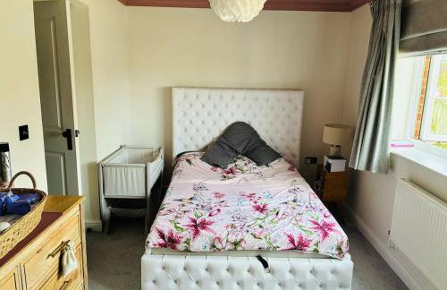 Albie House -3BR, Ensuite, Netflix, EV Car - Foto 1