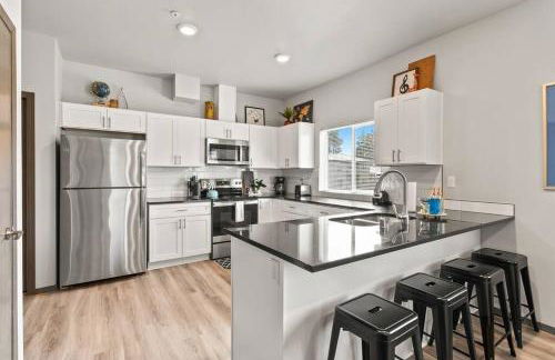 New 2 Bed 2 Bath Near Perry District and DT - Foto 1