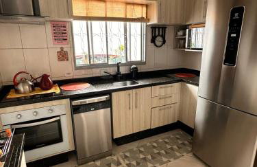 Cozy house prox airport - Foto 8