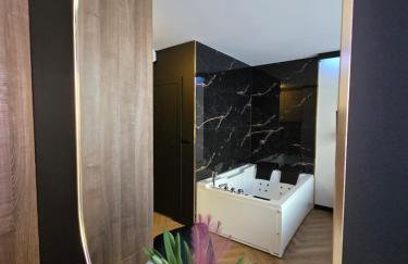 Motlava Romantic Loft - Jacuzzi - Foto 23